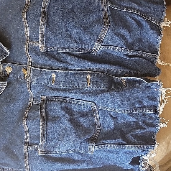 Jean jacket - Picture 2 of 5